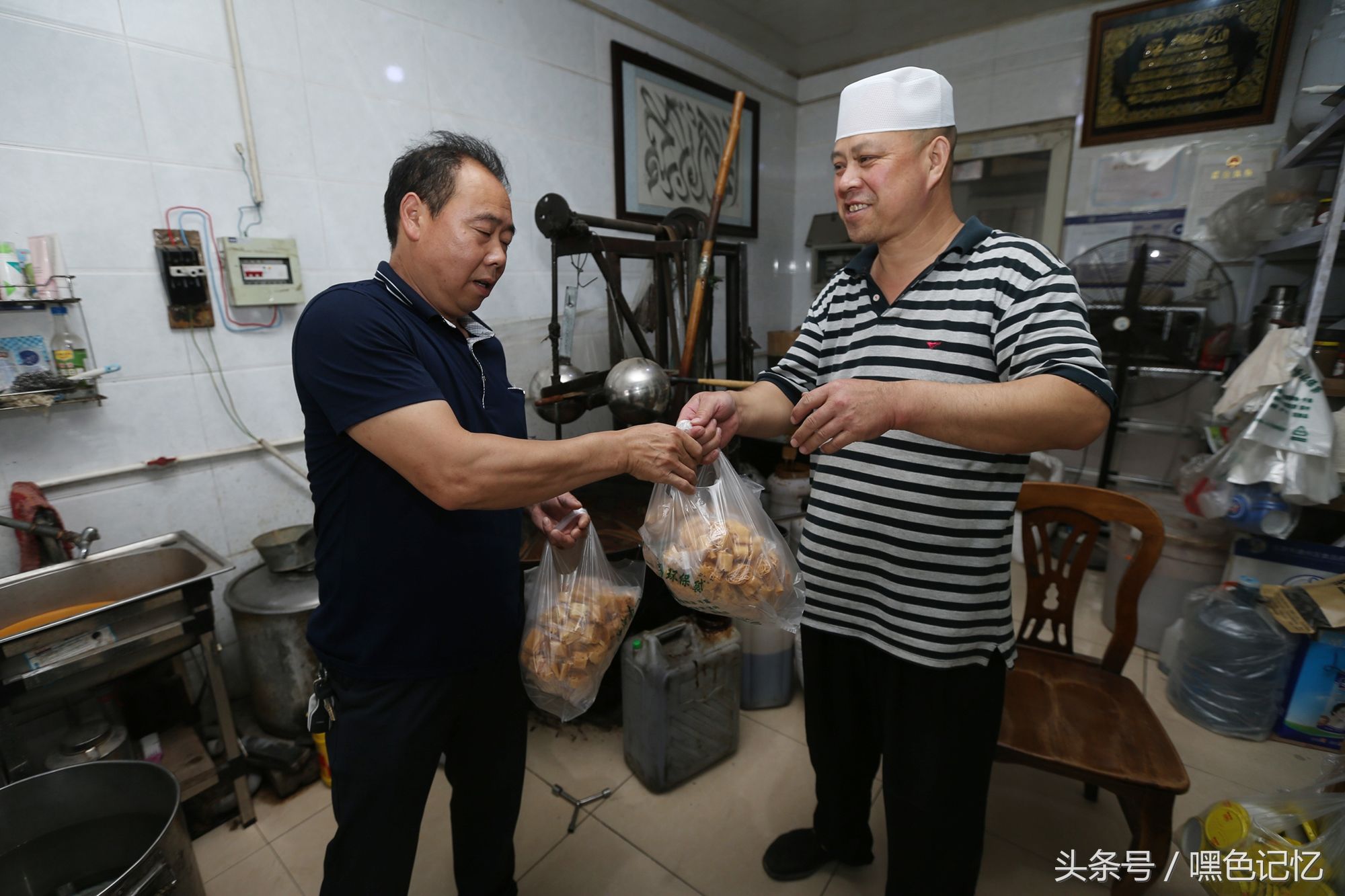 北京:通州张家湾31年夫妻小作坊芝麻飘香 每月