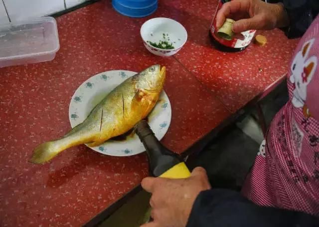 野生大黄鱼没了，这里的年夜饭“海腥气”依然很浓！