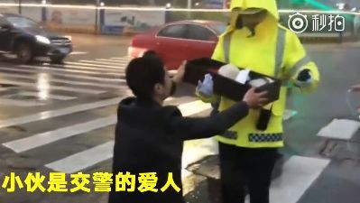 央视曝光!这种豆浆大连人千万别喝,会中毒!赶紧告诉家人|新闻日