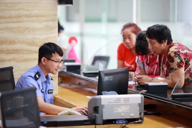 玉林公安上半年工作成绩单发布