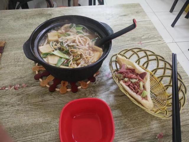 被《北京女子图鉴》里的北京吓到了?北京其实