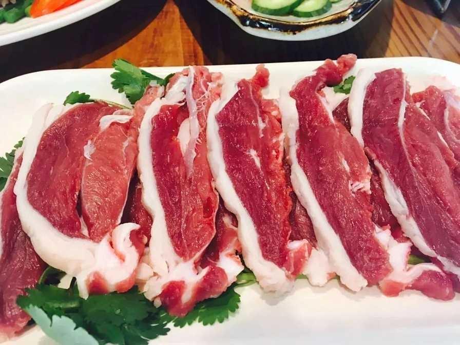 吃羊肉好处多,但选购羊肉需谨慎,记住这几点,教