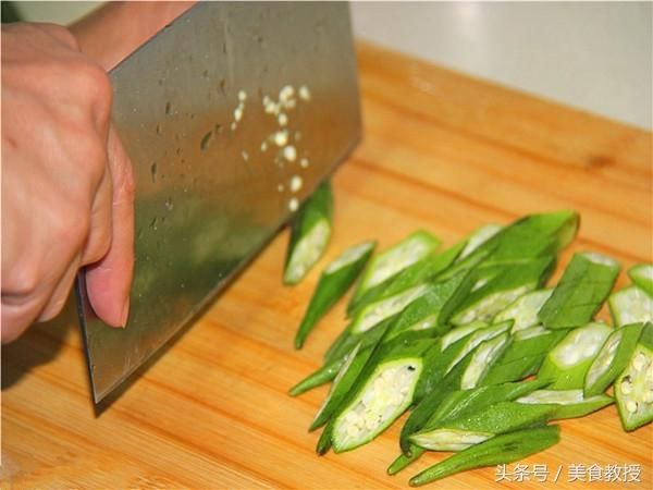 年夜饭上有再多的大鱼大肉，这道凉菜也必须上桌，解荤腻又开胃！