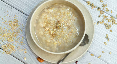 熬制青稞藜麦粥的主要食材是什么