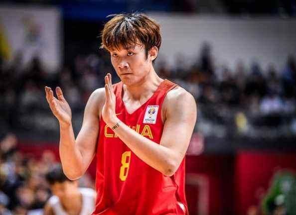 山东男篮目标就是总冠军!明战易建联的宏远,任