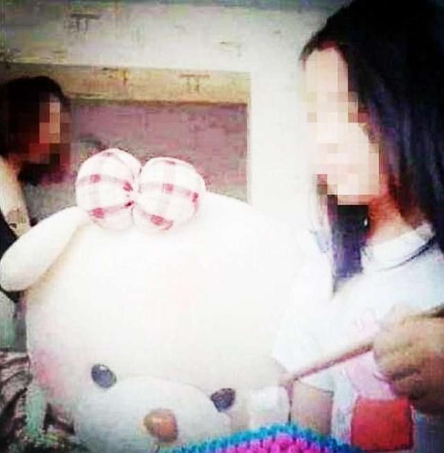 抖音莉哥不雅视频曝光,成第二个陈一发,网友:收