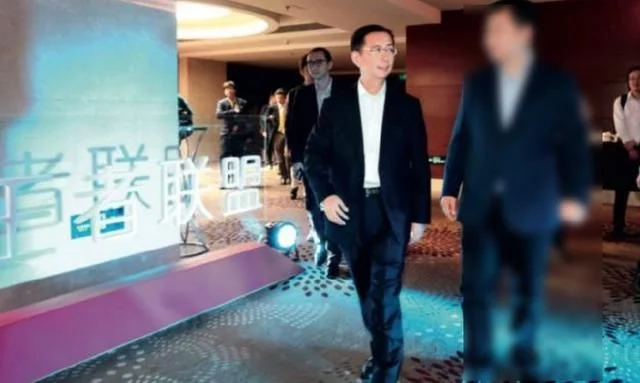 她把青春给了马云,阿里巴巴20亿做回赠 - 刘友朋 - 刘友朋 她把青春给了马云,阿里巴巴20亿做回赠 - 刘友朋 - 刘友朋
