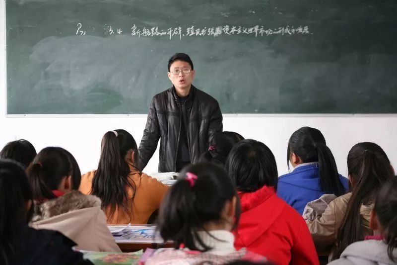 2018年这三类人要涨工资，今年还有更多收入调整!