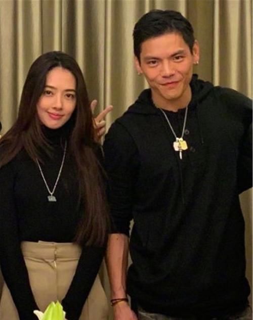 向佐怒喊台媒：请放过我们！疑似与被曝光郭碧婷产前细节有关，你怎么看？