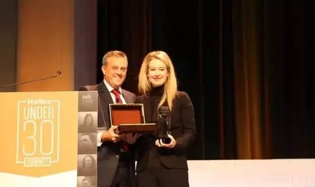 霍尔姆斯，美国“大忽悠”