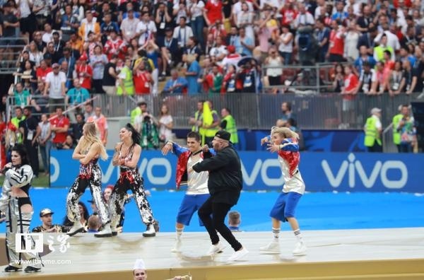 2018世界杯决赛现场,这个中国品牌亮了