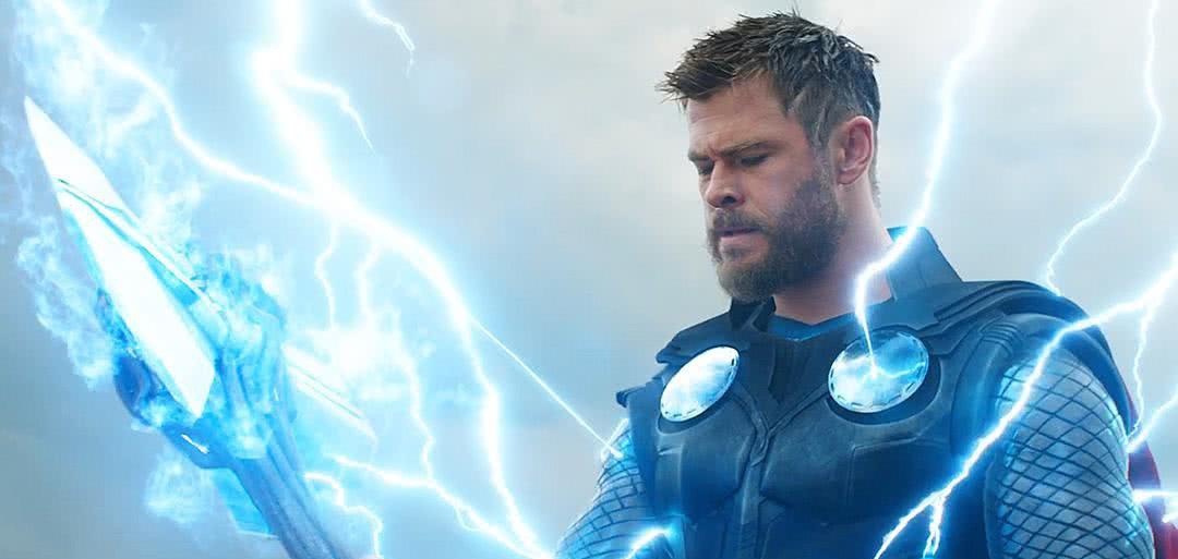 外媒评价《复联4》中国首映:中国人简直疯了!