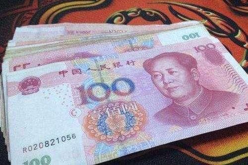 婆婆每月要三千赡养费, 老公一口答应, 我说我妈也要三千
