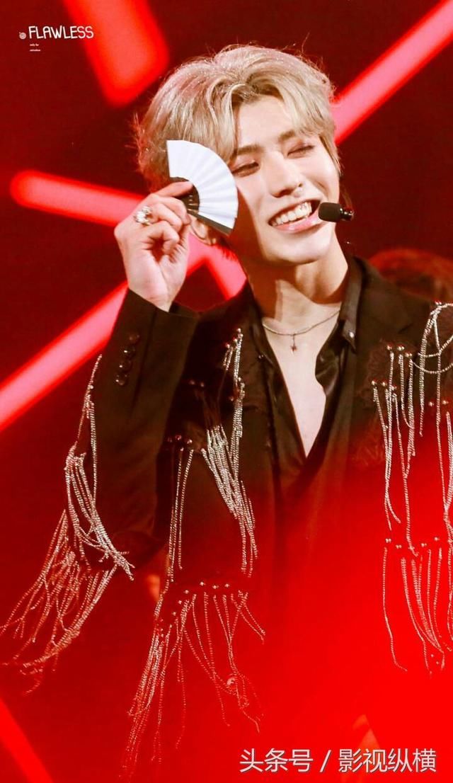 新晋人气小鲜肉蔡徐坤,流量热搜频繁,更有高清