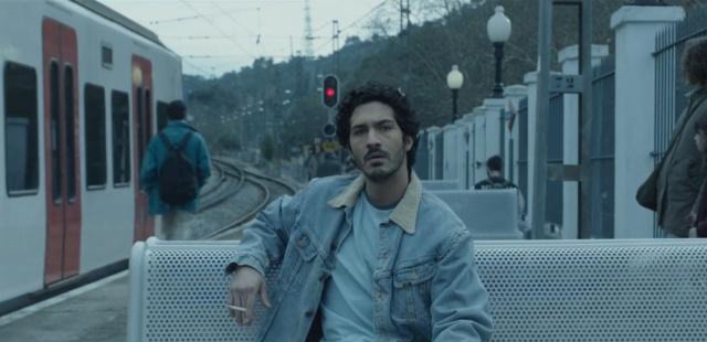 豆瓣评分7.8,《海市蜃楼》中最大的赢家是谁?