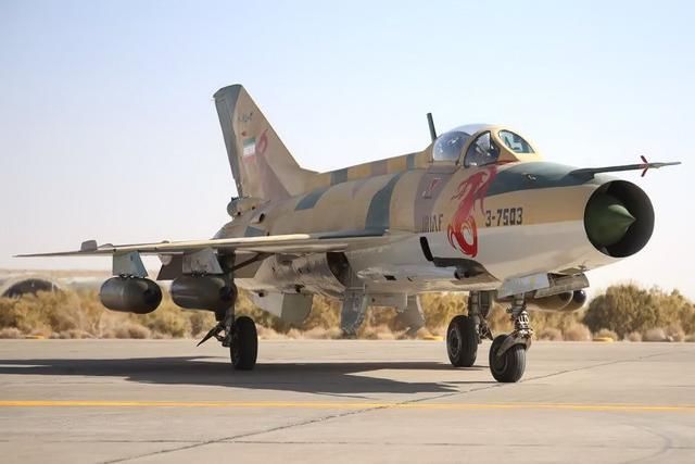 伊朗F-7战机对地猛轰 中国老爷机在中东发挥余