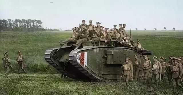 二战电影完整版免费观看高清 t0162a59336e09223ff.jpg