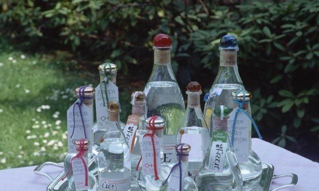 颈椎病人可以喝酒吗?白酒适量,忌啤酒!_【快资