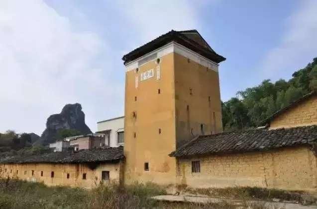 清远百亩向日葵惊艳绽放，还有七彩花田、漂流…… 现在来刚刚好