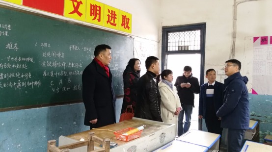 助力造福脱贫家乡--南昌市余干商为小学南塘萨嘎县桑梓图片