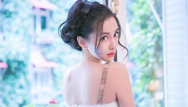 被称马来西亚之光，凭撞脸杨颖走红，力压杨颖的一个劲敌