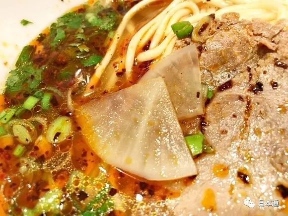 兰州牛肉面日本太火!日媒来华寻根，嘉宾直流口水……