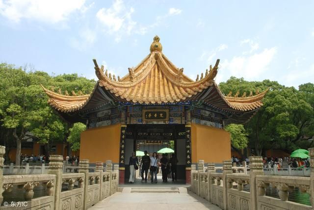 国内四大佛教道场 t01658531df67425d2e.jpg