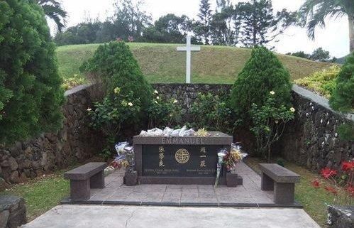 于凤至苦等此人50年,死后墓碑刻一行字,只有8