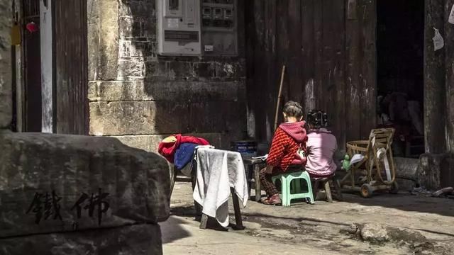 人间四月芳菲尽,古镇深巷炊烟袅 成都周边最冷门的5个古镇