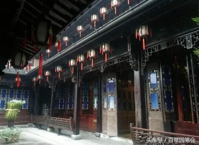 胡雪岩与他十二房姨太太的乐享生活:建娇楼、翻牙牌、下活棋
