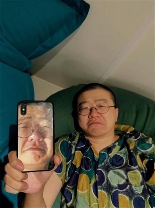 男星的手机壳，范丞丞5G少年，翟潇闻吓人，看到他：原来好这口