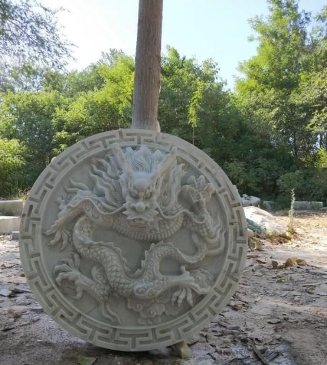 有一种情趣石雕,叫曲阳庭院庭院美学爪八椅图片