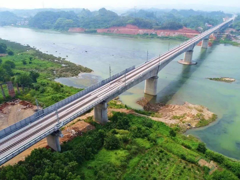 邵阳|怀邵衡铁路年底开通运营,湖南高铁金三角