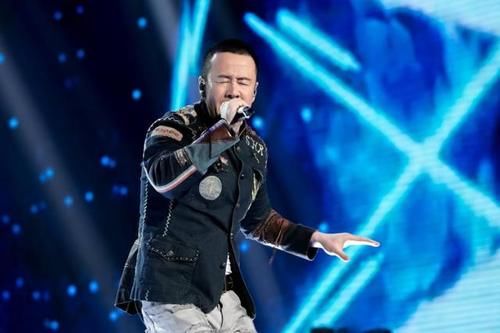 杨坤不服孙楠唱自己名曲？现场上演巅峰对决，旁边李亚鹏煽风点火