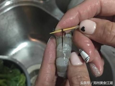 精致家常小炒虾，步骤简单全家都爱吃，营养更丰富