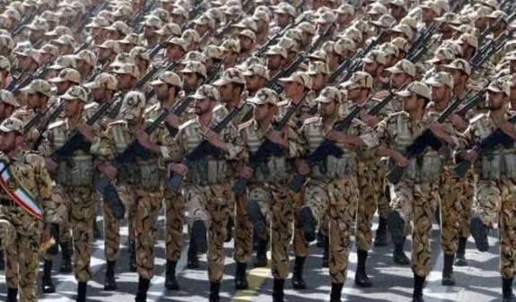 伊朗出动八万重兵准备随时开战,以色列:我等这