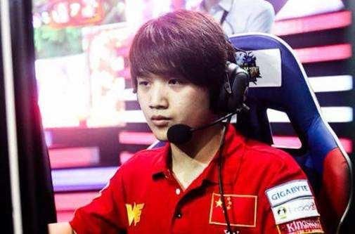 LOL微笑谈8.11版本:这个版本有点不公平,AD玩