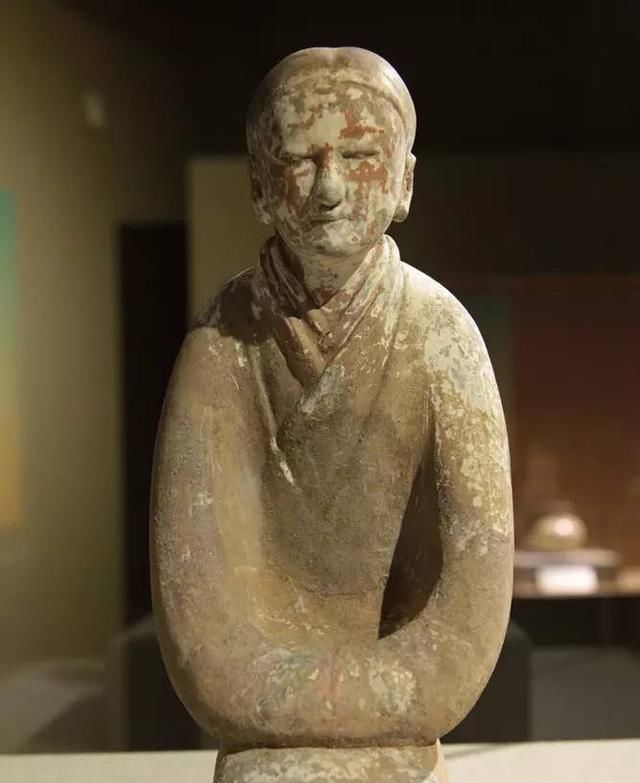 代气势,线条奔放,情趣陶俑优美流畅,极具生活情趣生活让轮廓文学充满图片