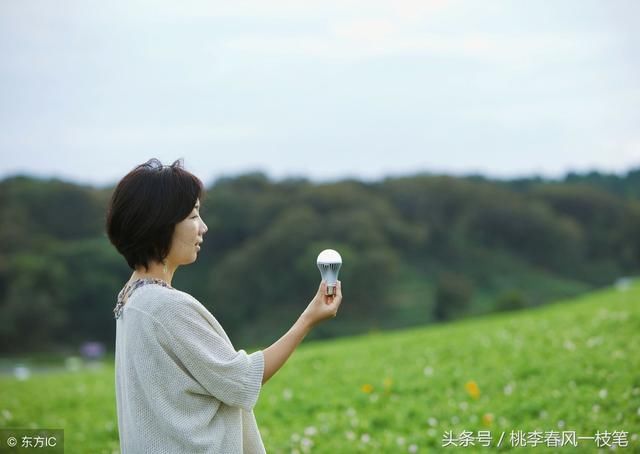 丈夫和小姑嫌弃我生了两个女儿，我给了他们一记重拳后，生活变了