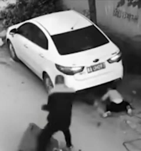 英雄是要救人的