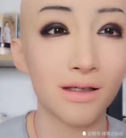 小鲜肉戴上面具,变身女神,网友:易容术太震