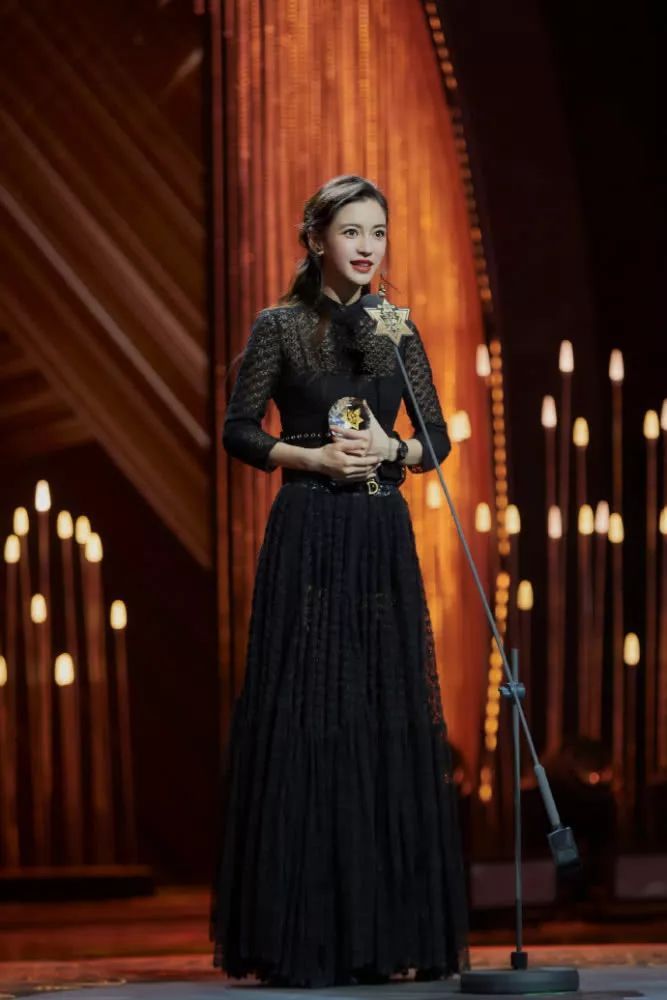 娱记上线:唐嫣怀孕四个月?baby瘦脱了相?周冬