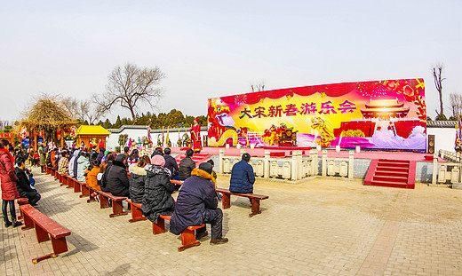 开封“耍流氓”般拿出声势浩大的上元灯会，其他城市灯会还怎么玩