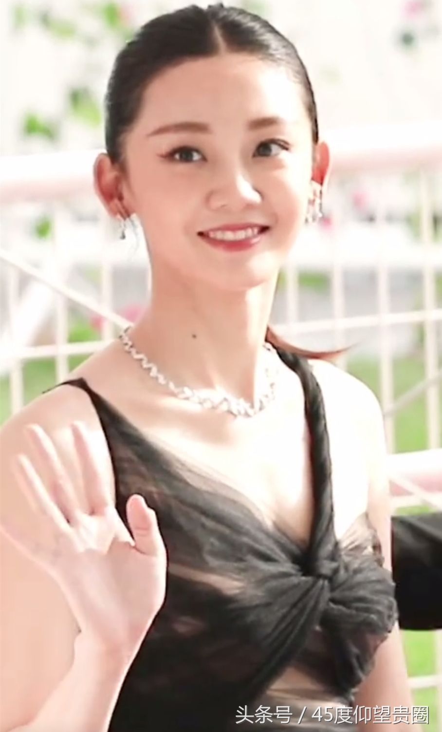 苗苗电影在哪拍的 t016b881c9f27ce21ff.jpg