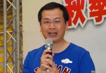 “卡管”彻底变“拔管” 民进党手伸进校园干预自主