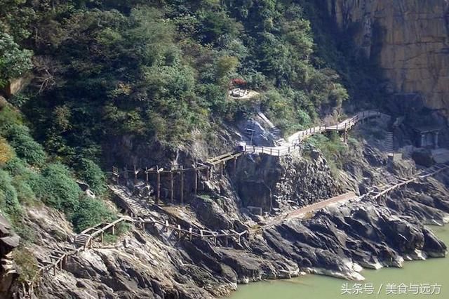 千年蜀道话秦岭，八条古道通川陕