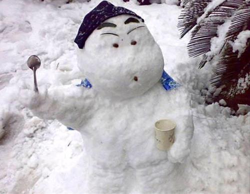 搞笑图片幽默段子笑话: 哈哈哈,还真有人对牛弹