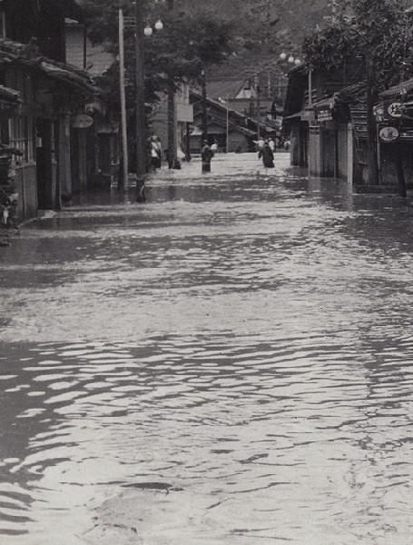 老照片：日本有个地区也叫湖北，日本生命之湖就在它左边