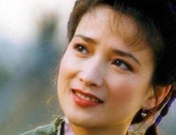 何晴再婚嫁给他后,生下这样一个帅哥星二代