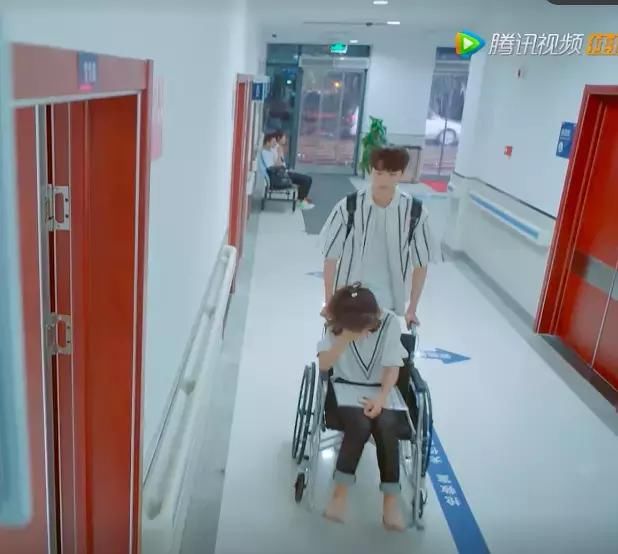 致我们暖暖的小时光:情侣穿搭指南~穿个衣服都